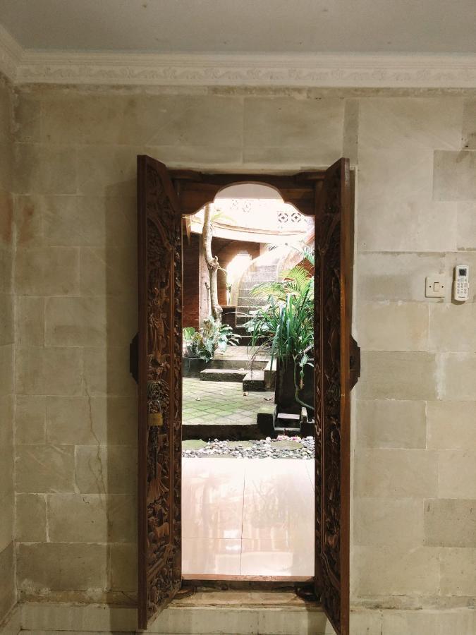 Darma Yogi House Hotel Ubud Exterior foto